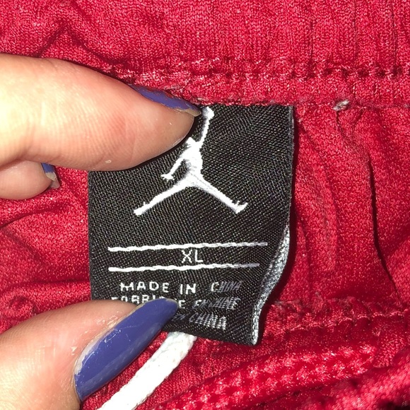 Jordan Basketball shorts - Picture 2 of 3